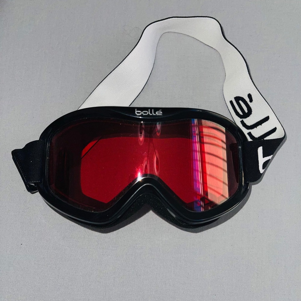 Bolle Ski Snowboard Goggles Black Frame Red Tinted Double Lens Adjustable Strap